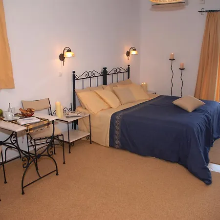 Hotell Alykes Marmari (Evia)